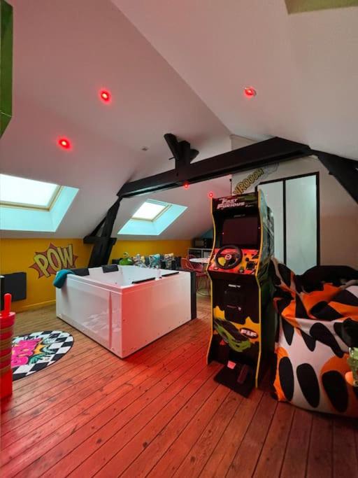 Photo of Others in Magenta