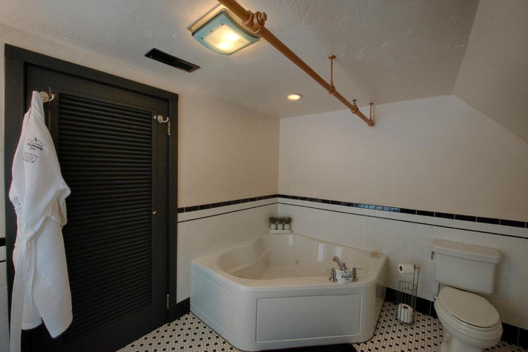 Photo of Bathroom in Tapoco