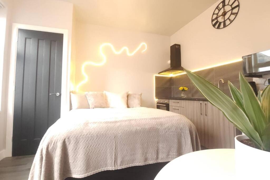 Photo of Others in Weston on Trent