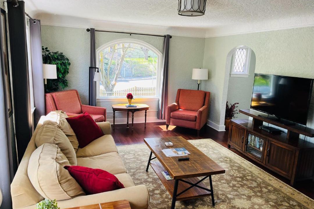 Photo of Others in Pullman