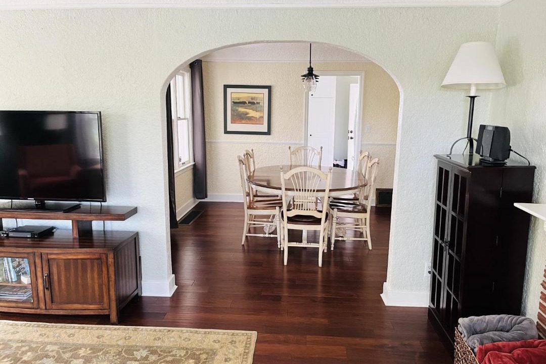 Photo of Others in Pullman