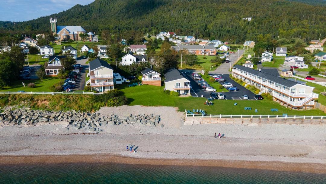 Photo of Others in Perce