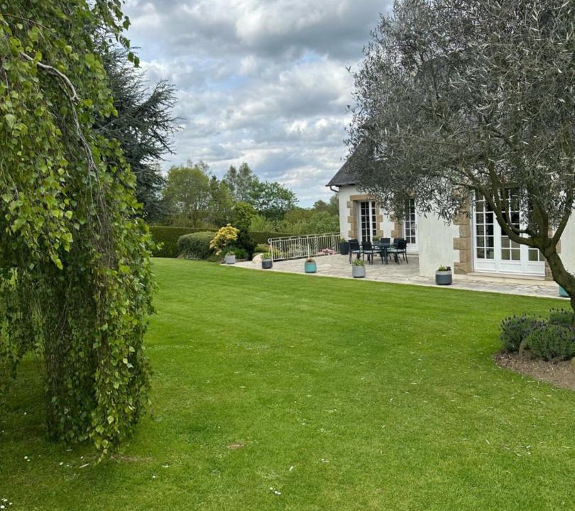 Photo of Others in Antrain