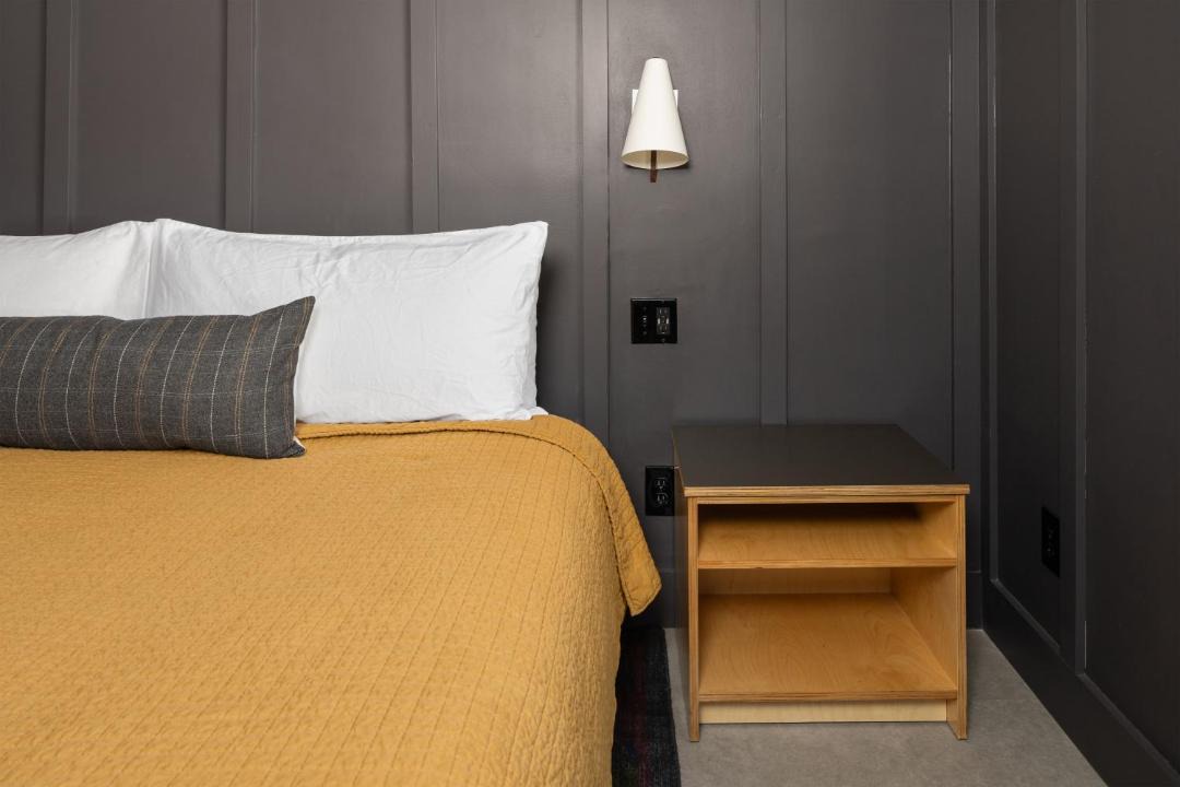 Photo of Bedroom in Lakeside Park