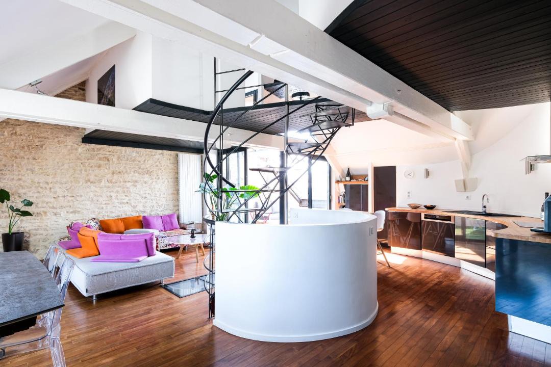 Photo of Others in Beaune