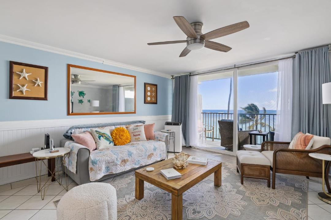 Photo of Others in Punaluu