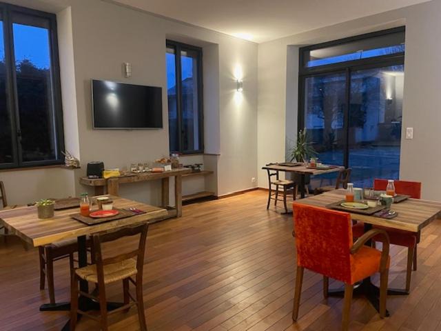 Photo of Others in Montreal-la-Cluse