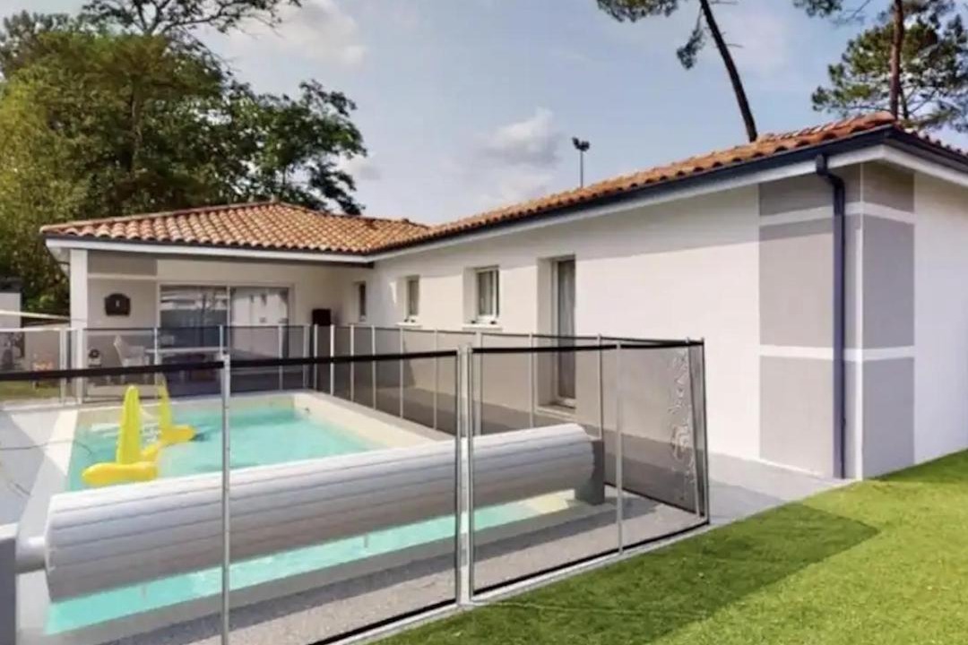 Photo of Others in Narrosse