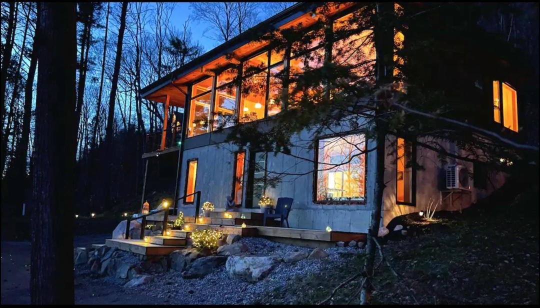 Photo of Others in La Peche
