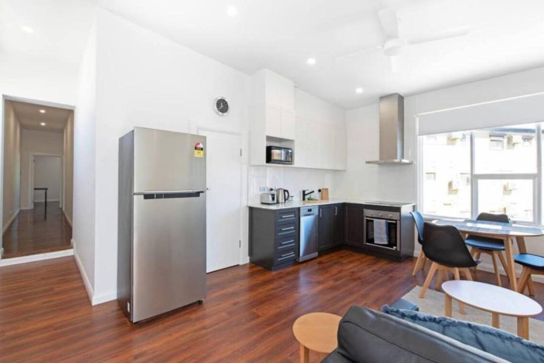 Photo of Others in Largs Bay