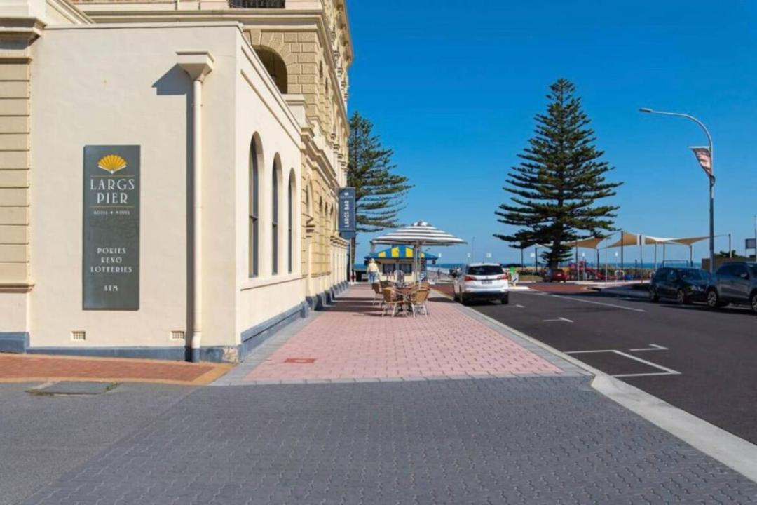 Photo of Others in Largs Bay