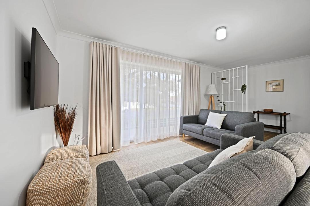 Photo of Others in Orange East