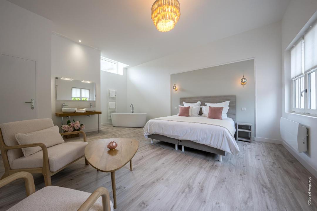 Photo of Others in Distre