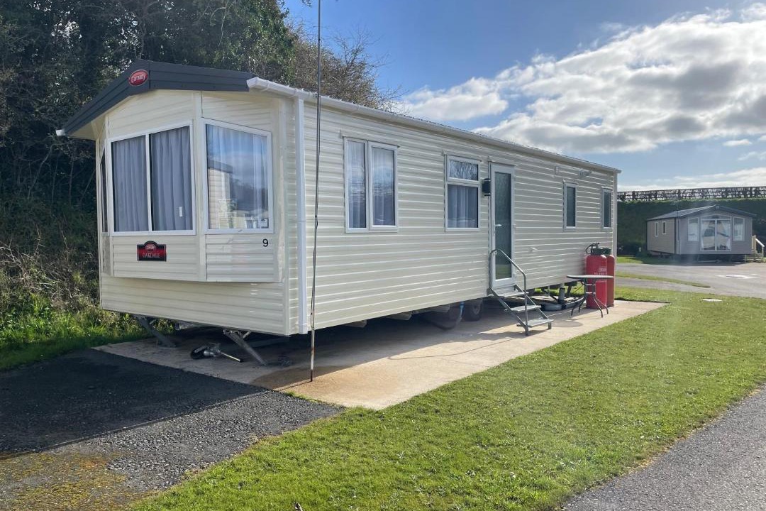 Photo of Others in Slingsby