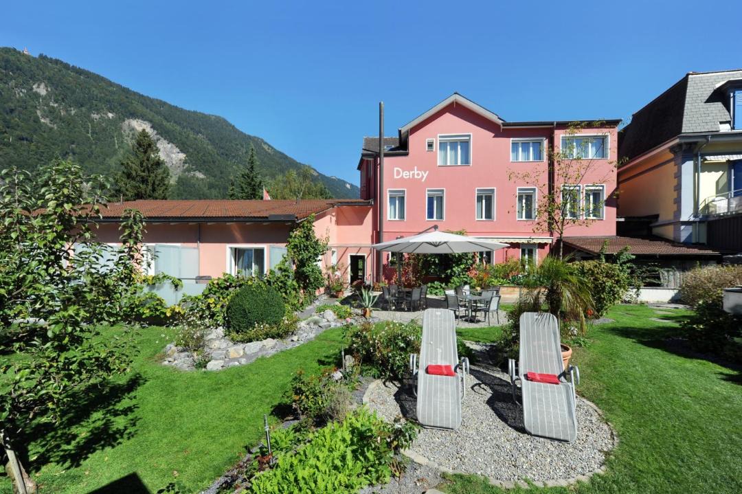 Photo of Others in Central Interlaken