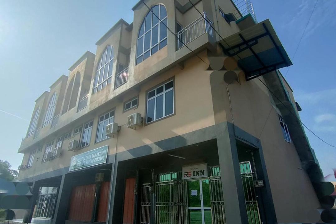 Photo of Buildings in Gual Periok