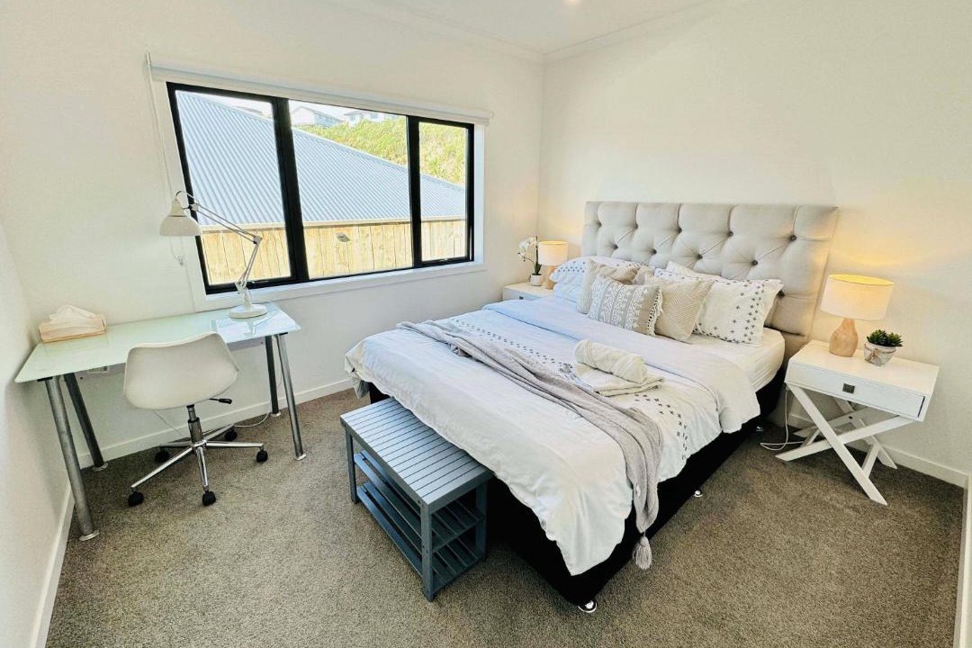 Photo of Others in Aotea