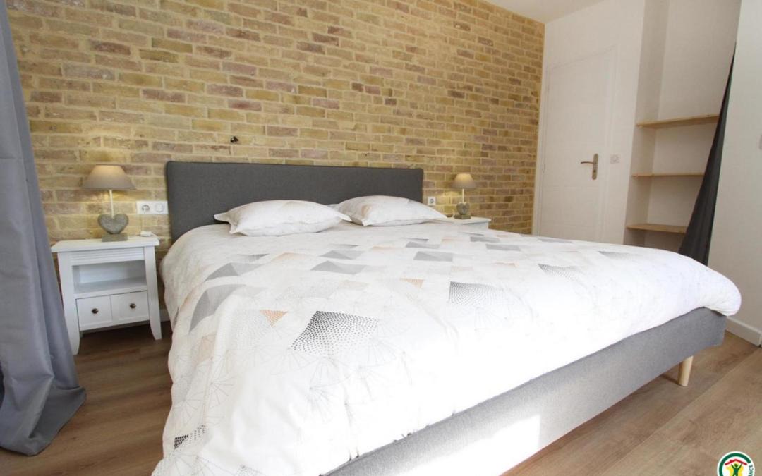 Photo of Others in Aubres