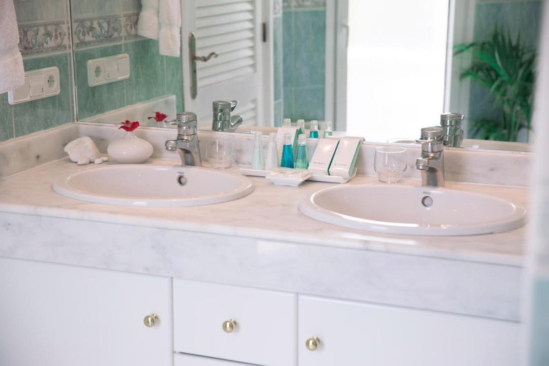 Photo of Bathroom in Almadraba-Canyelles