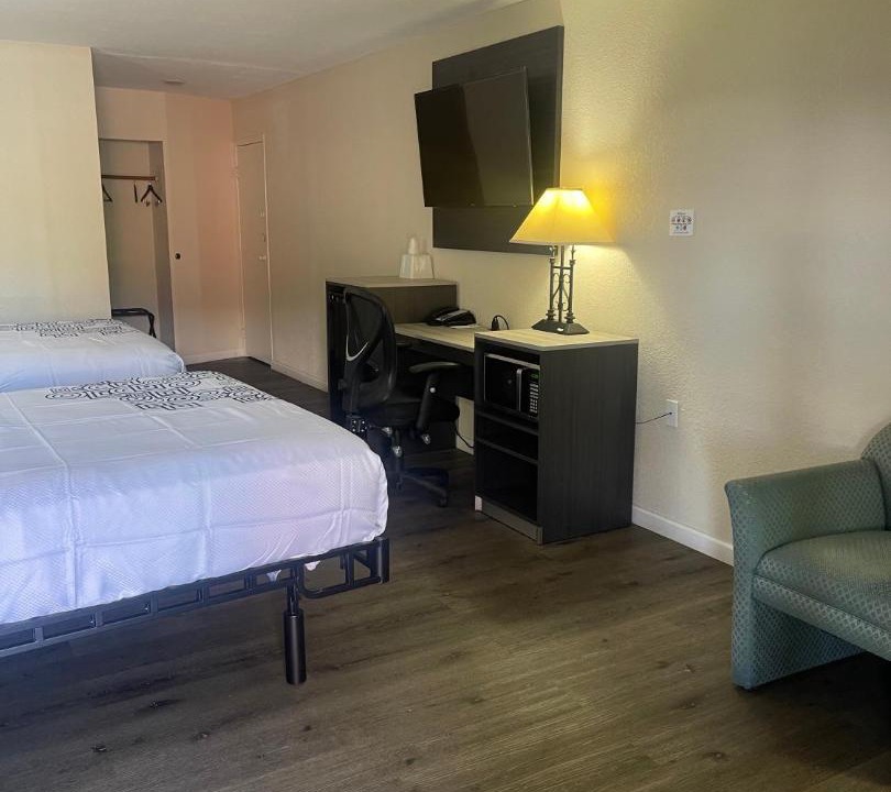 Photo of Others in Bardstown