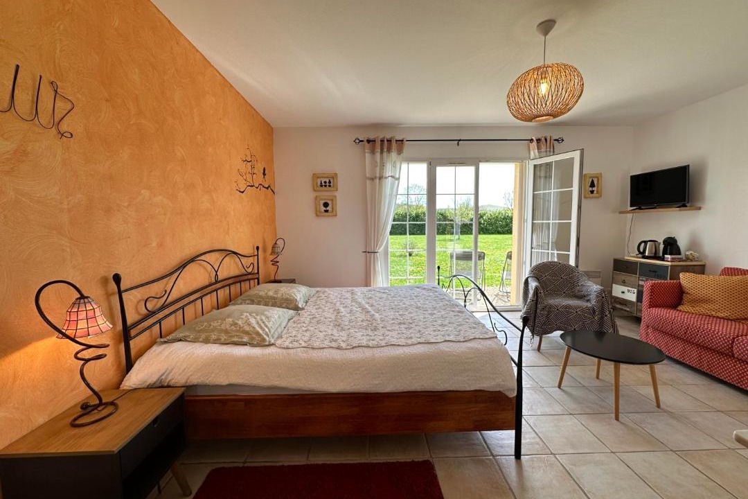 Photo of Others in Nolay