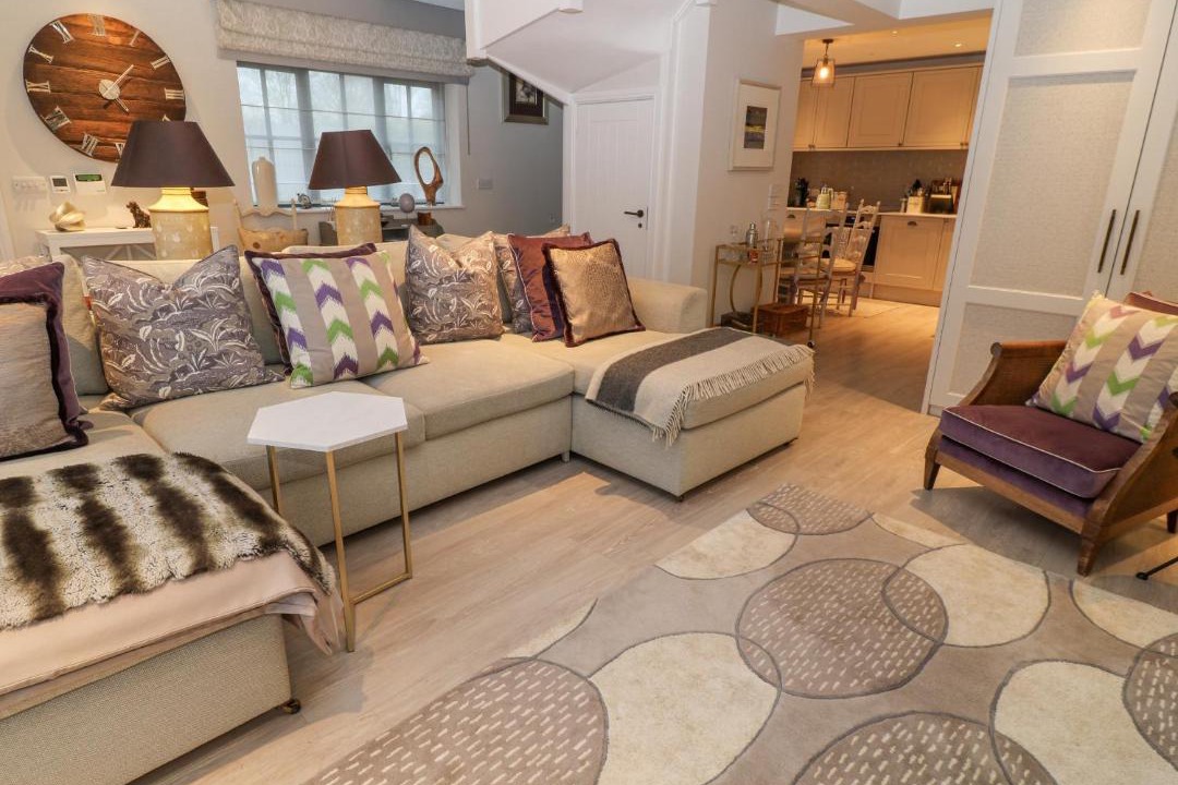 Photo of Others in Stockbridge