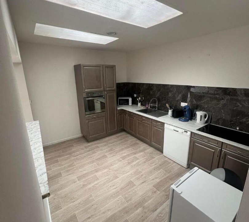 Photo of Others in Lallaing