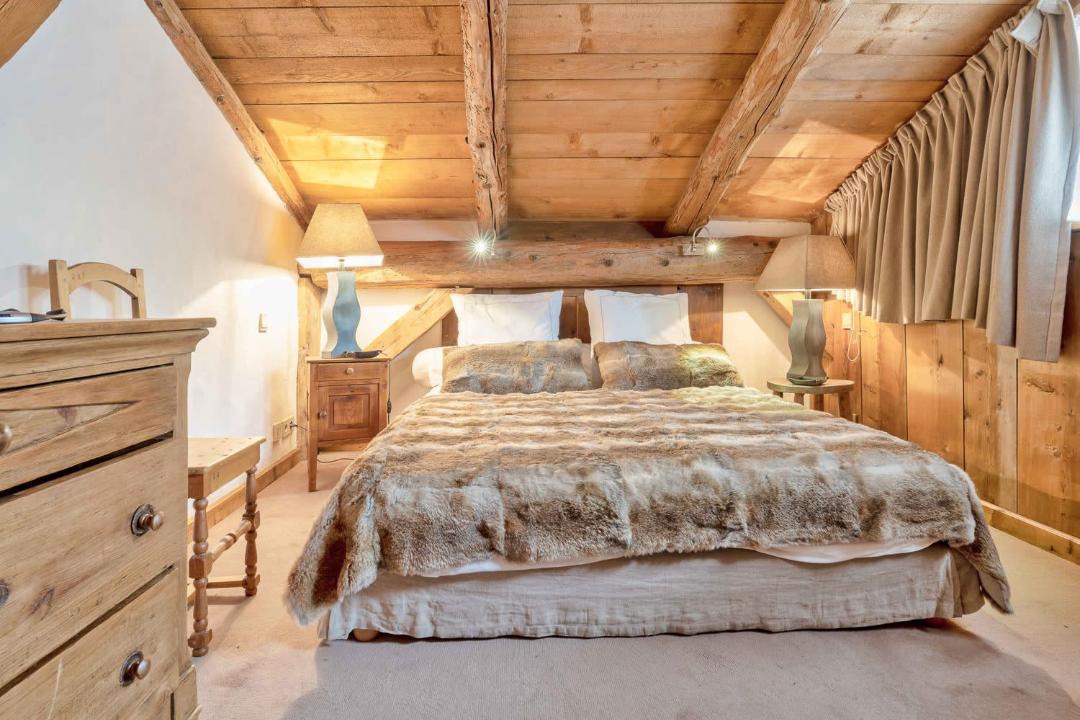 Photo of Bedroom in Demi-Quartier