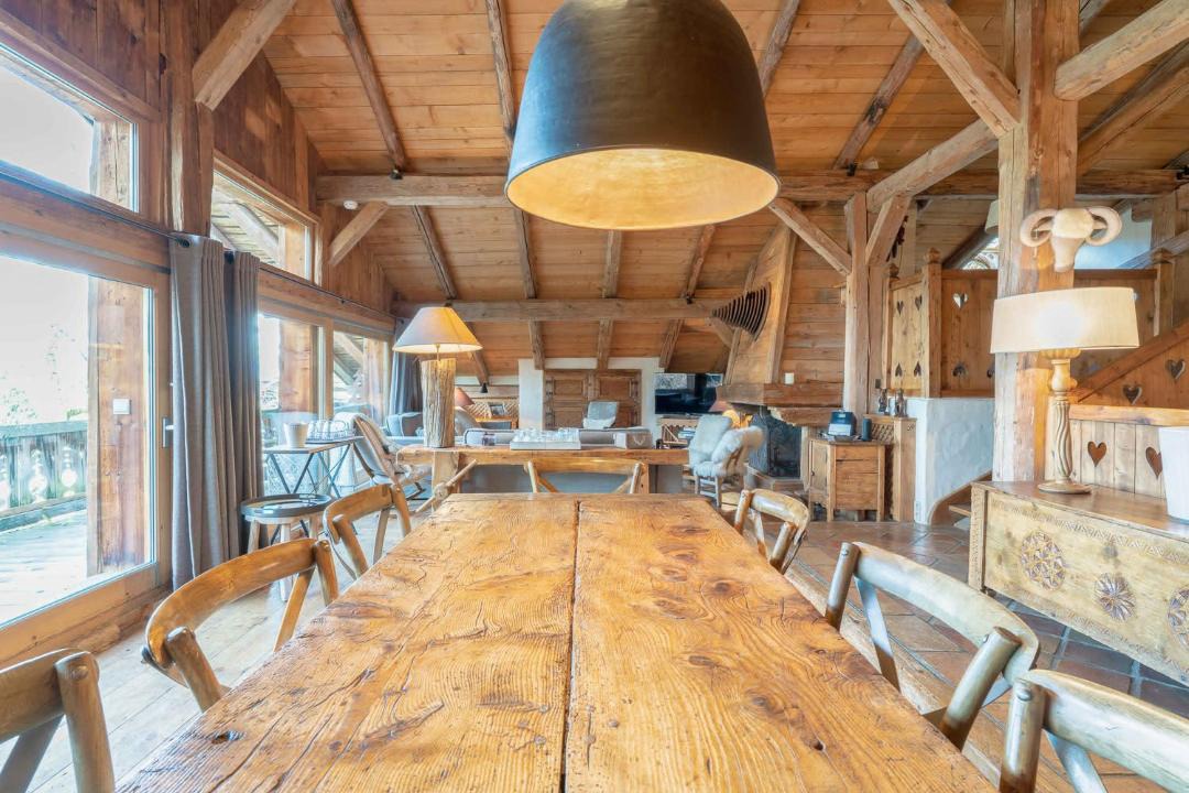 Photo of Others in Demi-Quartier