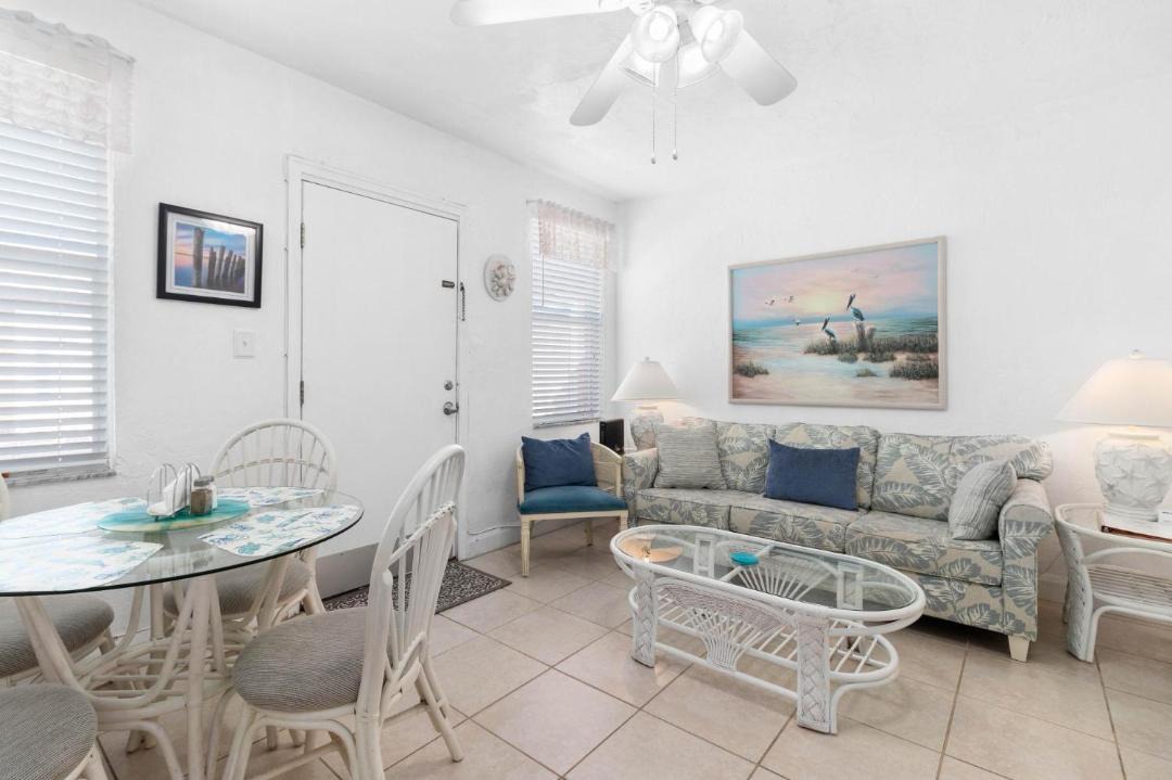 Photo of Others in Golden Beach