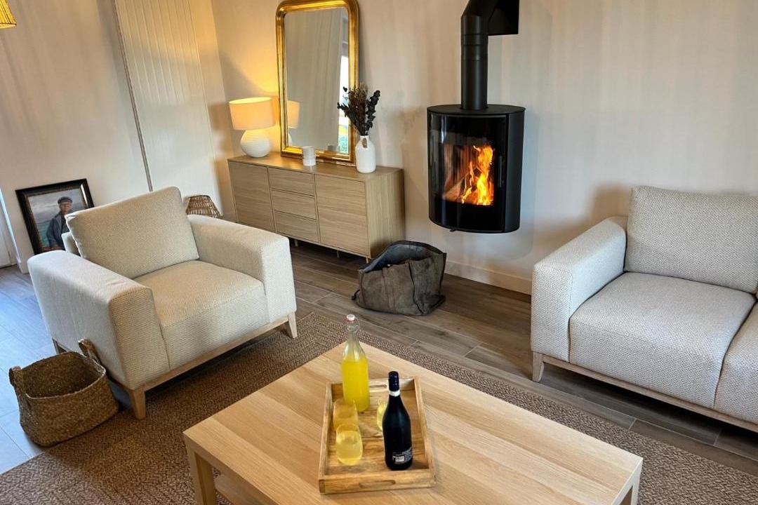 Photo of Others in Reville