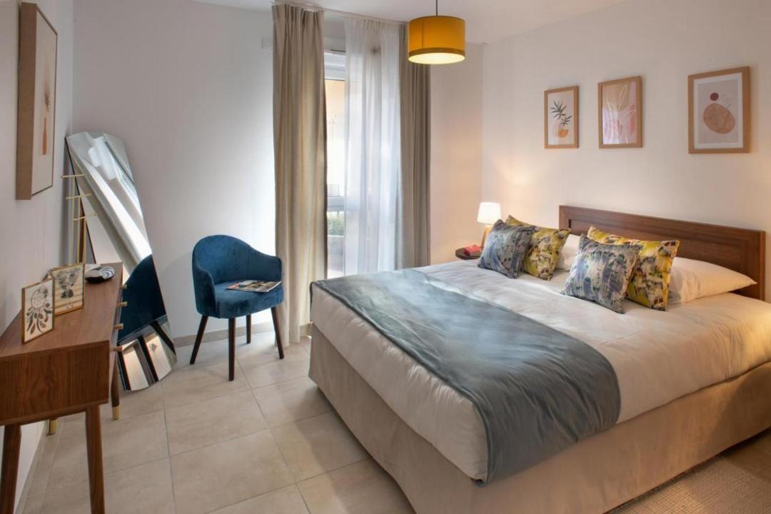 Photo of Others in Ales