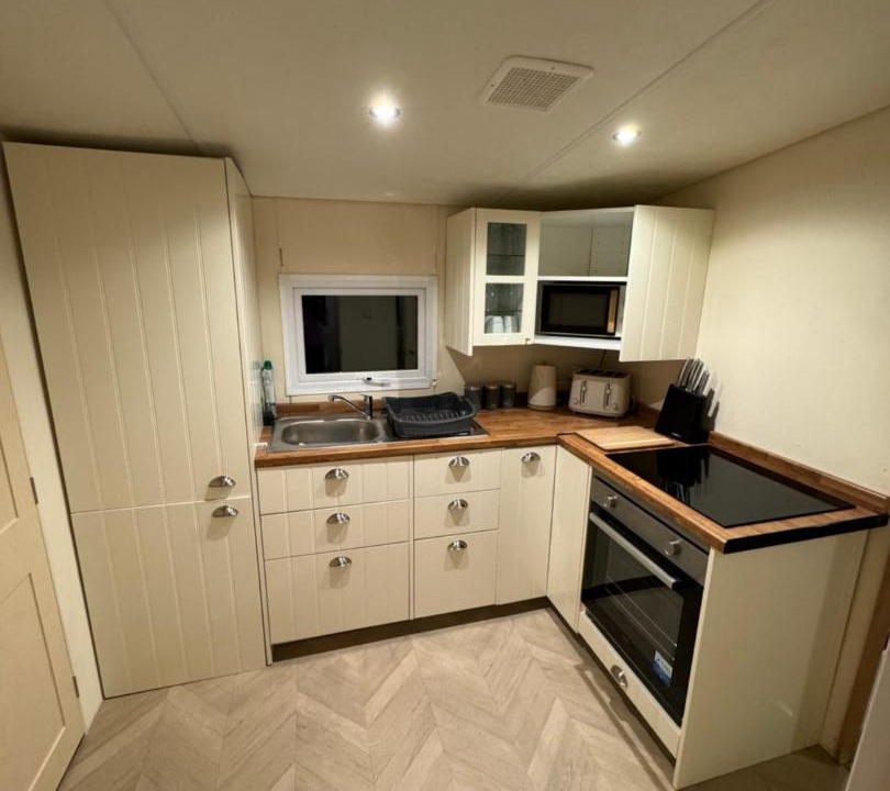 Photo of Others in Ebford