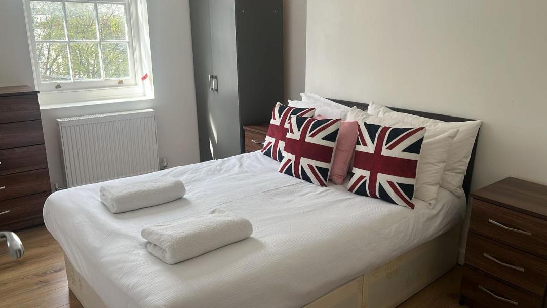 Photo of Others in Sands End