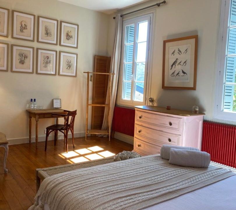 Photo of Others in Lamarque