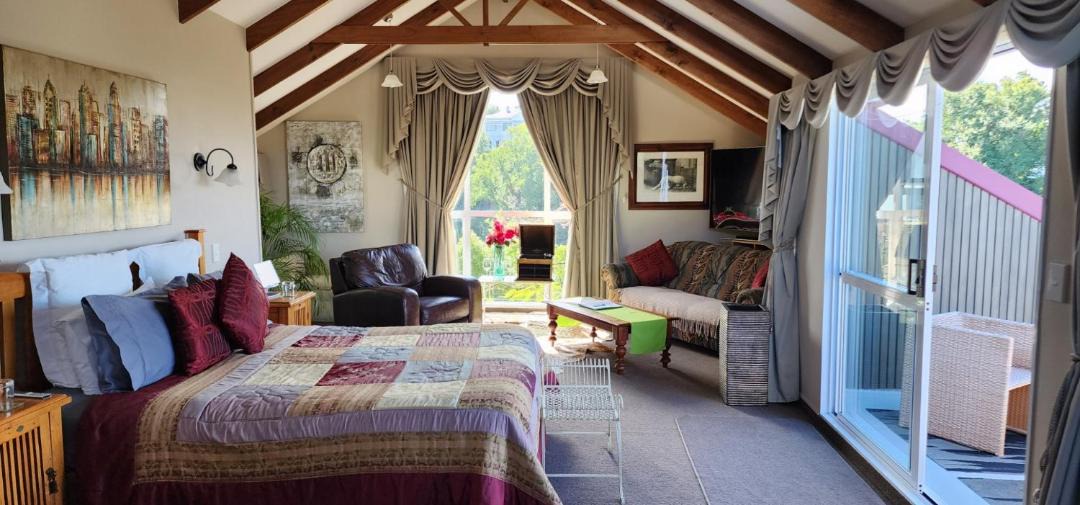 Photo of Others in Bluff Hill