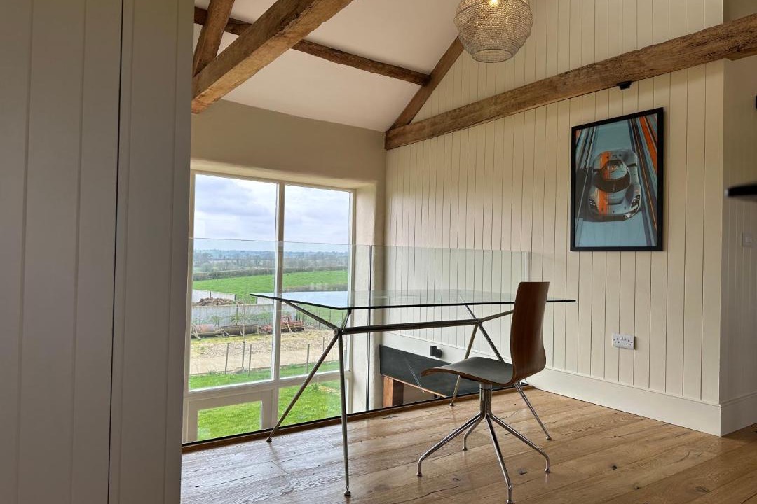 Photo of Others in Weedon Lois