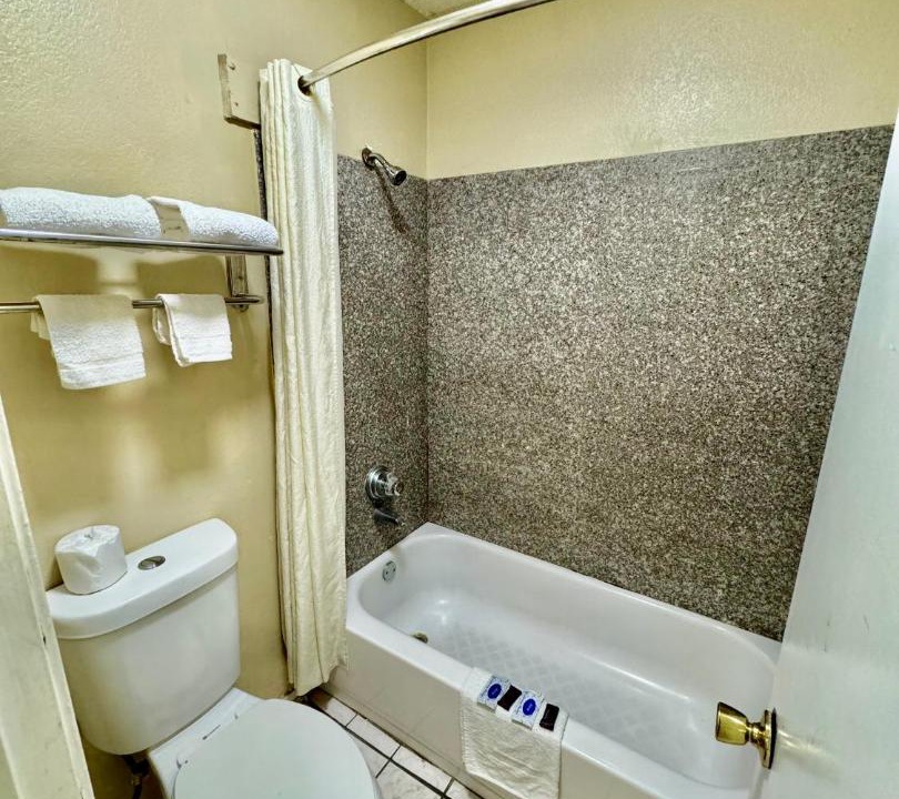 Photo of Bathroom in Seagoville