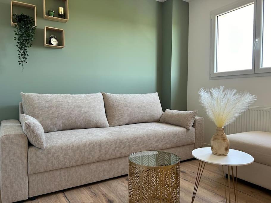 Photo of Others in Chicheboville