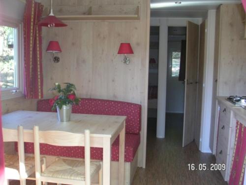 Photo of Others in Ribes