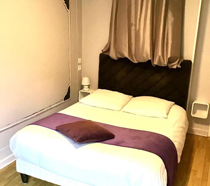 Photo of Bedroom in Grandeyrolles