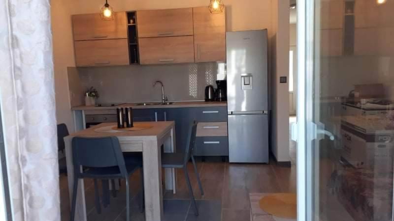 Photo of Kitchen in Zirje