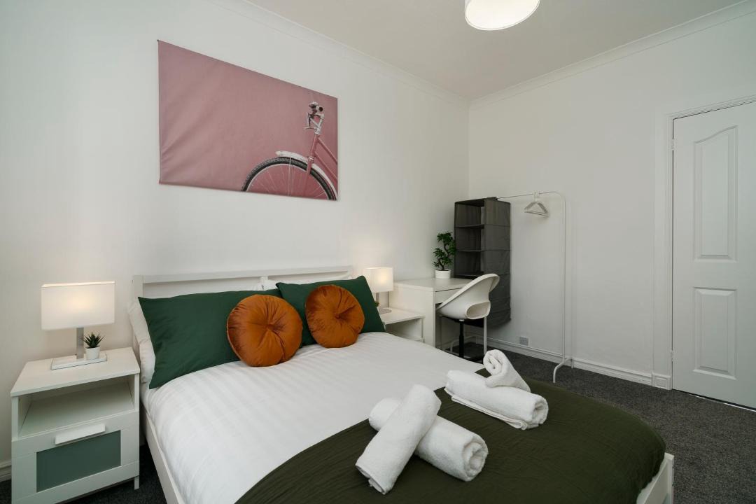 Photo of Others in Wishaw