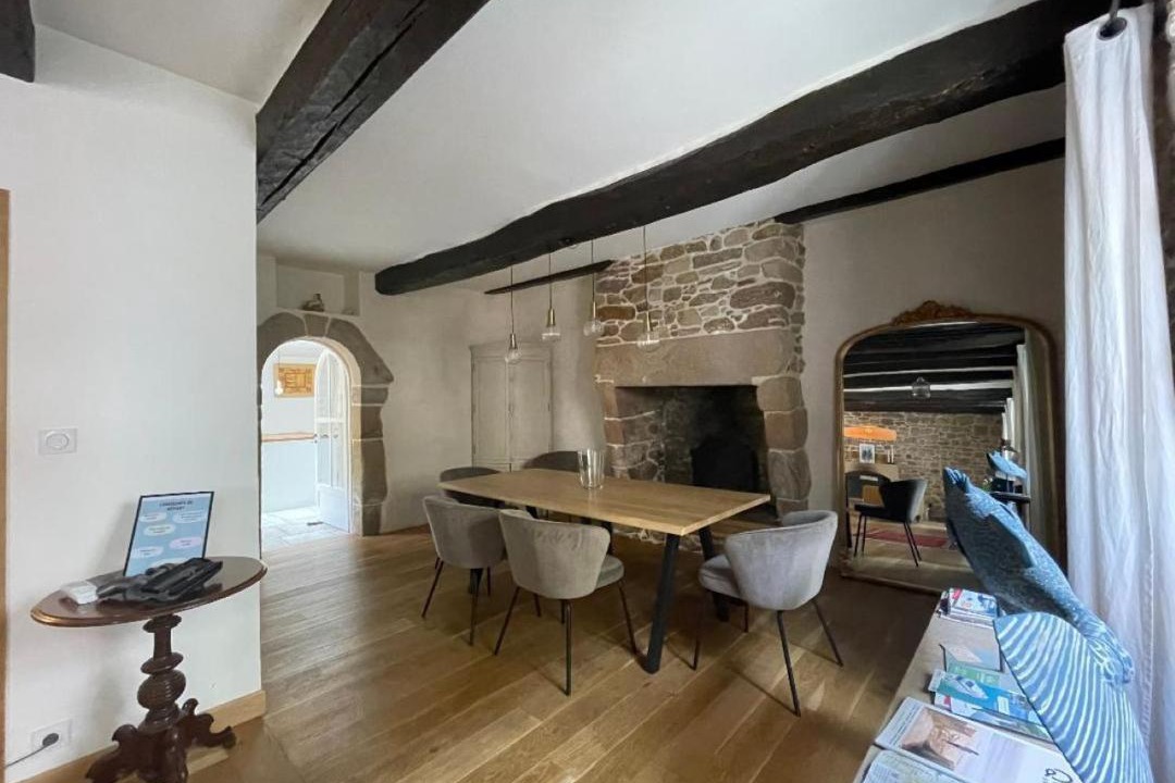 Photo of Others in Auray