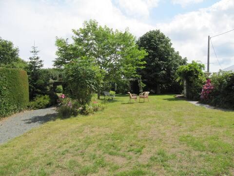 Photo of Others in Brelidy