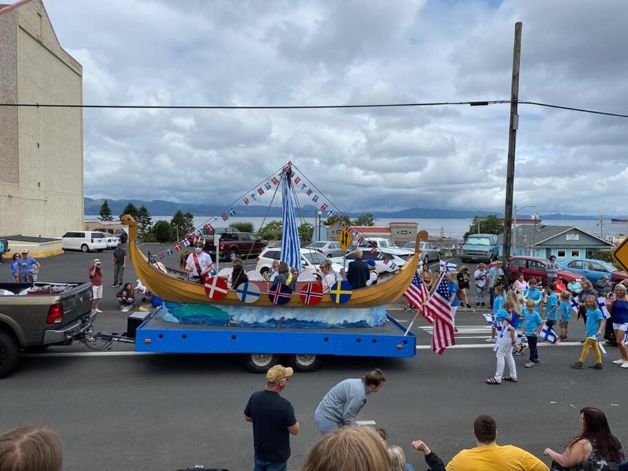 Photo of Others in Astoria