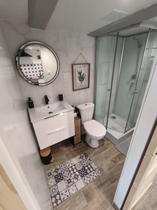 Photo of Bathroom in Neuville-de-Poitou