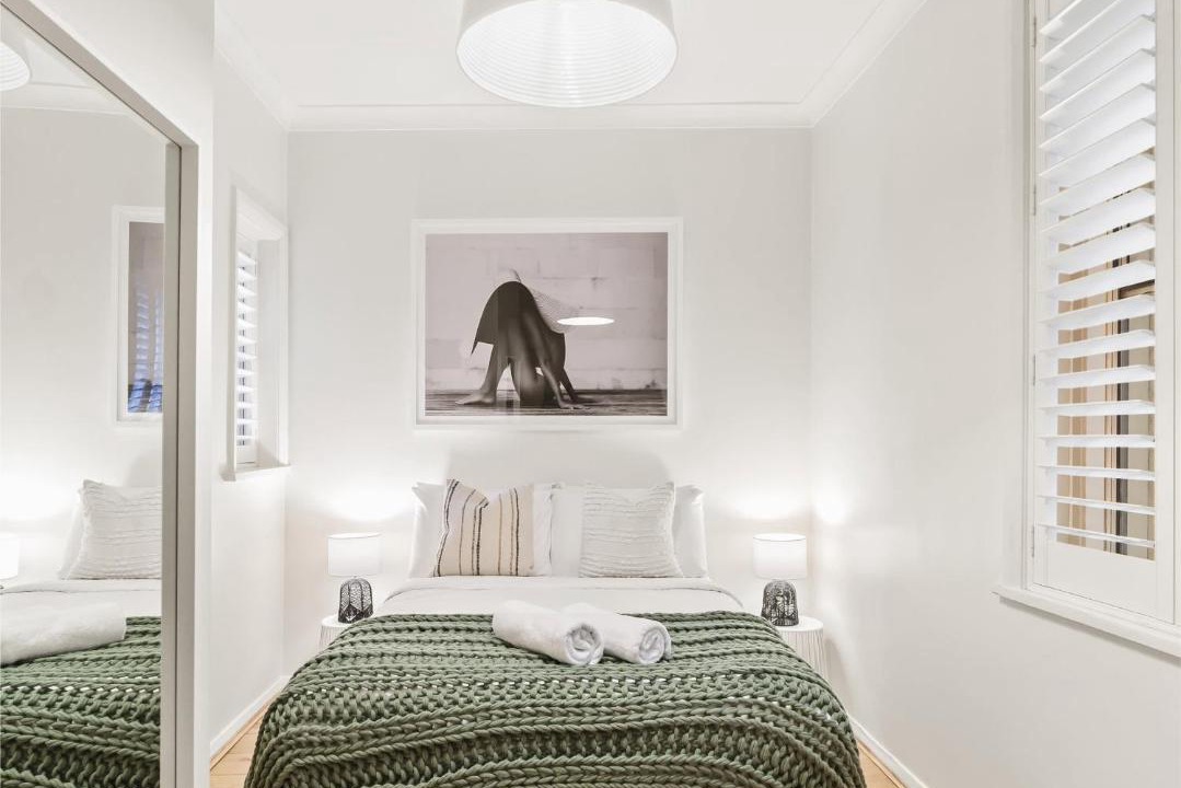 Photo of Others in Elizabeth Bay