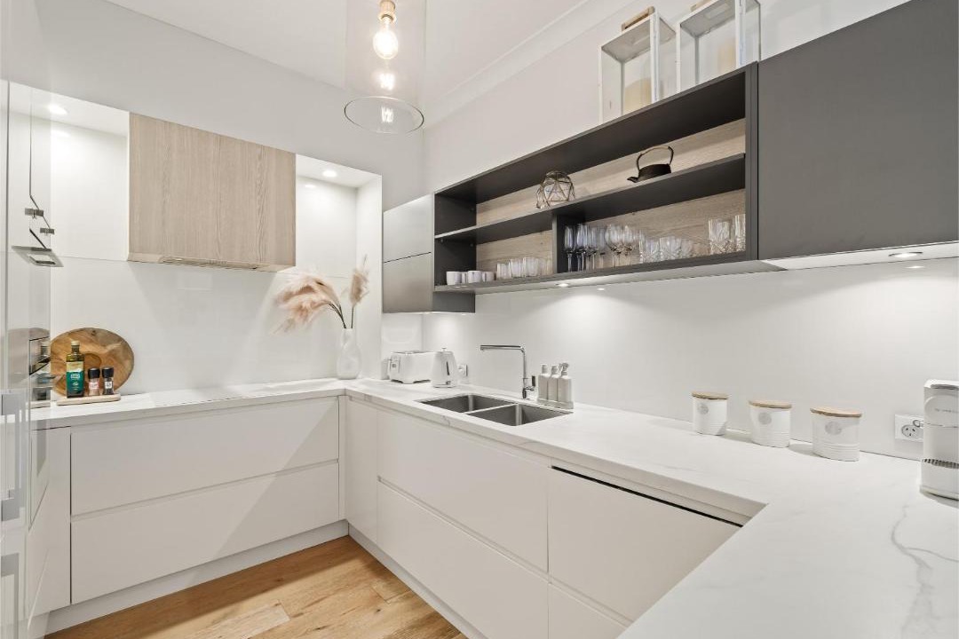 Photo of Others in Elizabeth Bay