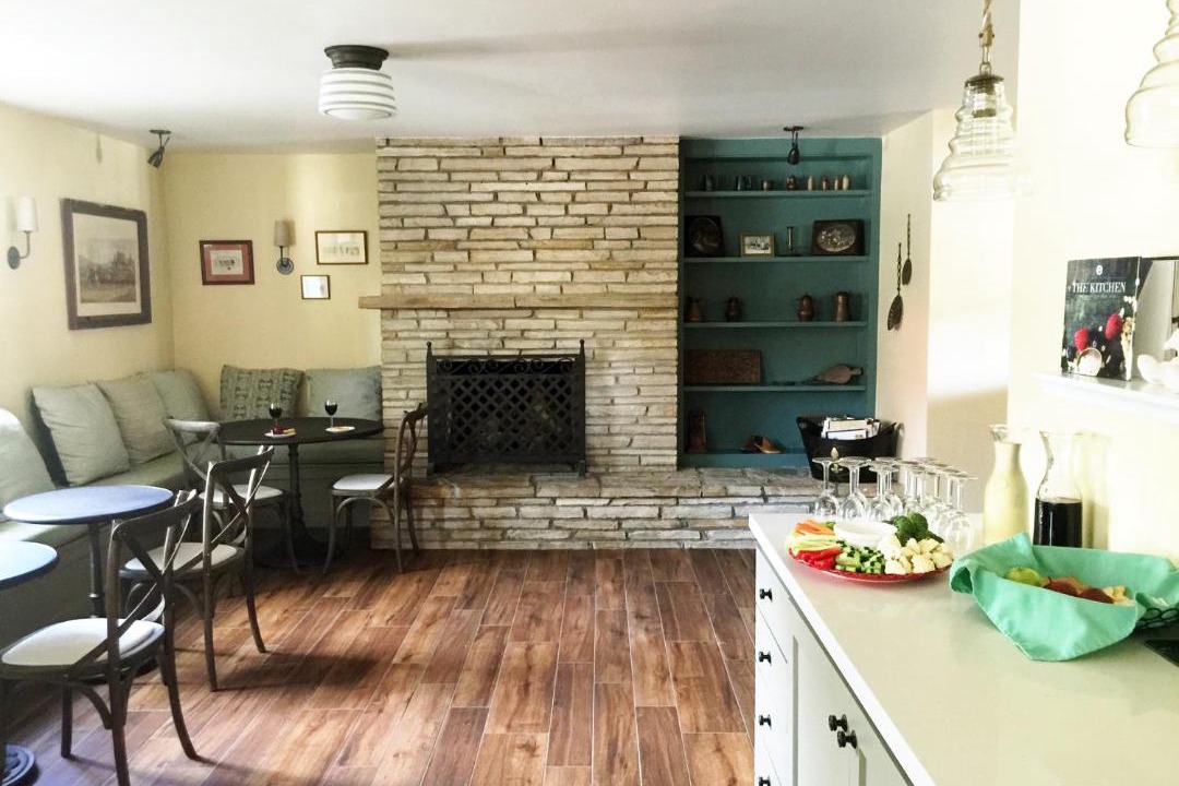 Photo of Others in Golden Rectangle